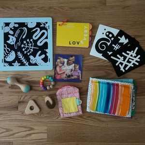 Lovevery “The Charmer” play kit months 3-4 Montessori toys